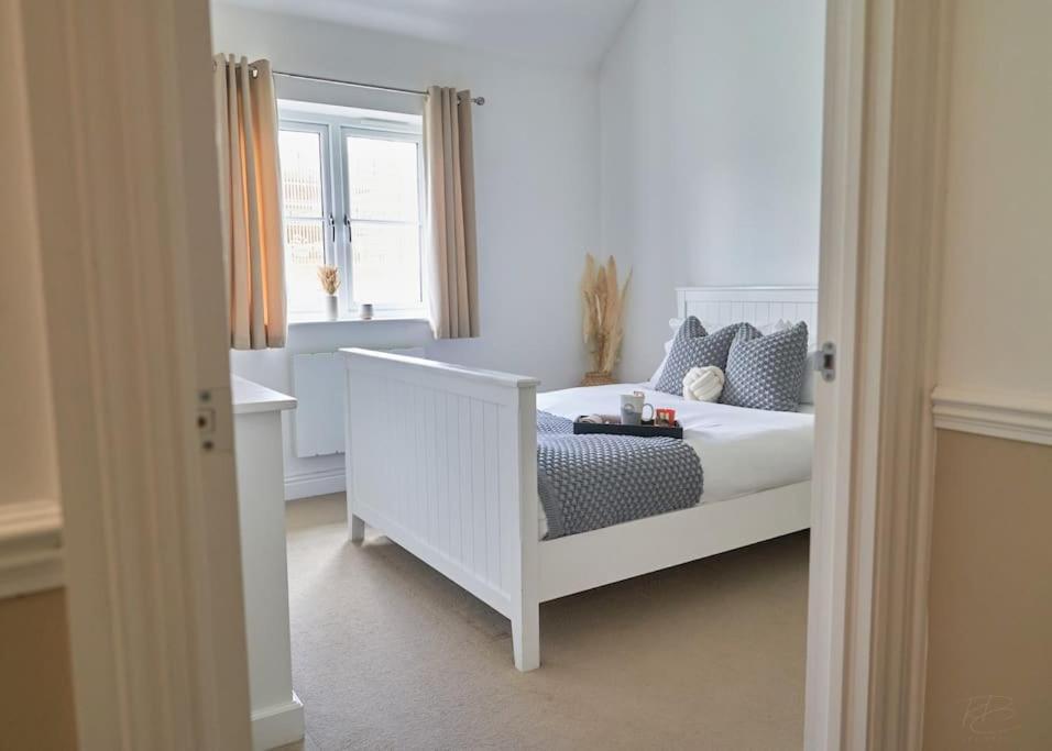 Stunning Luxury 2 Bed Apartment With En-Suite In Wokingham City Centre 外观 照片